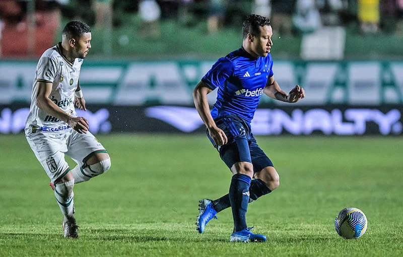 Danilo Bala elimina o Cruzeiro e leva Sousa &agrave; 2&ordf; fase da Copa do Brasil