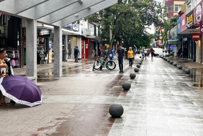 Alerta laranja para tempestade em Macaé com chuvas e ventos intensos