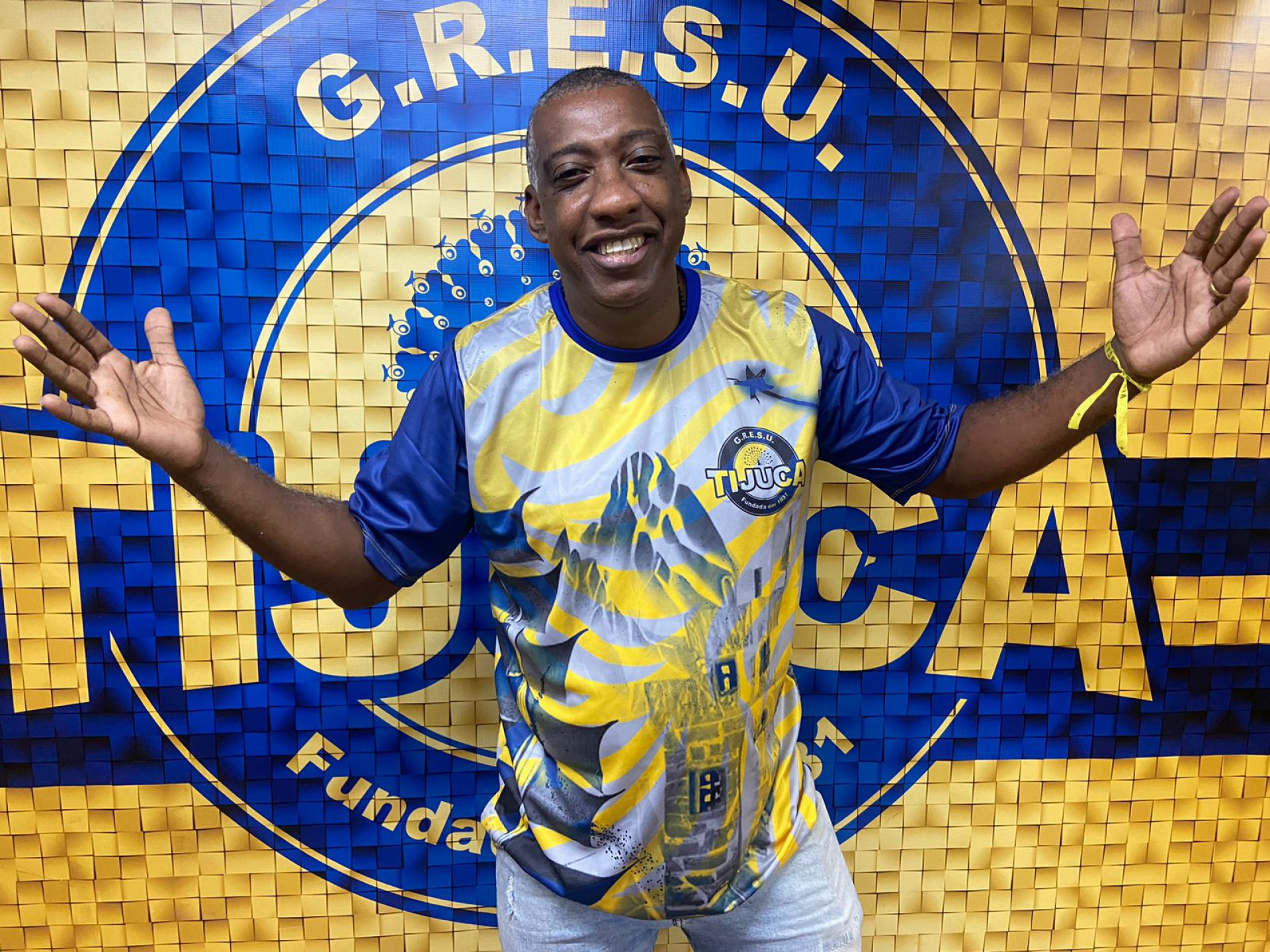 Ito Melodia segue como voz oficial da Unidos da Tijuca - Geissa Evaristo