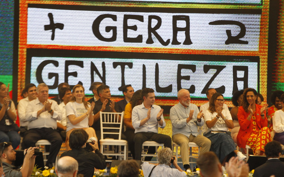 Cerimônia de inauguração do Terminal Gentileza, na Zona Portuária do Rio - Reginaldo Pimenta/Agência O Dia