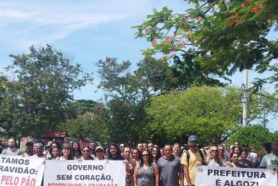 Greve de profissionais da educação afeta início do ano letivo em São Pedro da Aldeia