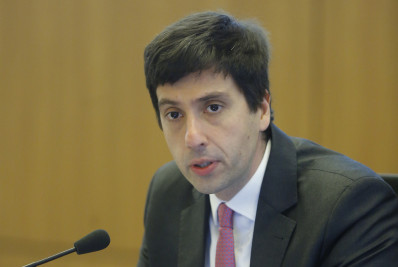 Alta das projeções de PIB de 2024 reflete mais consumo, enquanto 2023 foi agro, afirma Guillen