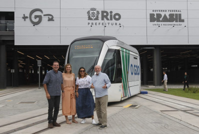 Ao lado de Lula, Paes exalta Terminal Gentileza: 'Coração do transporte do Rio'