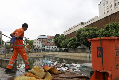 Mais de 90% dos brasileiros contam com serviço de coleta de lixo