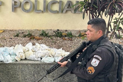 PM prende traficante com grande quantidade de drogas no Vale do Ipê em Belford Roxo