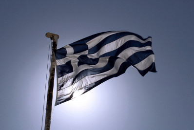 Diante da crise do custo de vida, gregos compartilham moradia durante a velhice