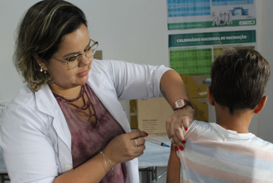 Queimados começa a vacinar crianças de 10 e 11 anos contra a dengue