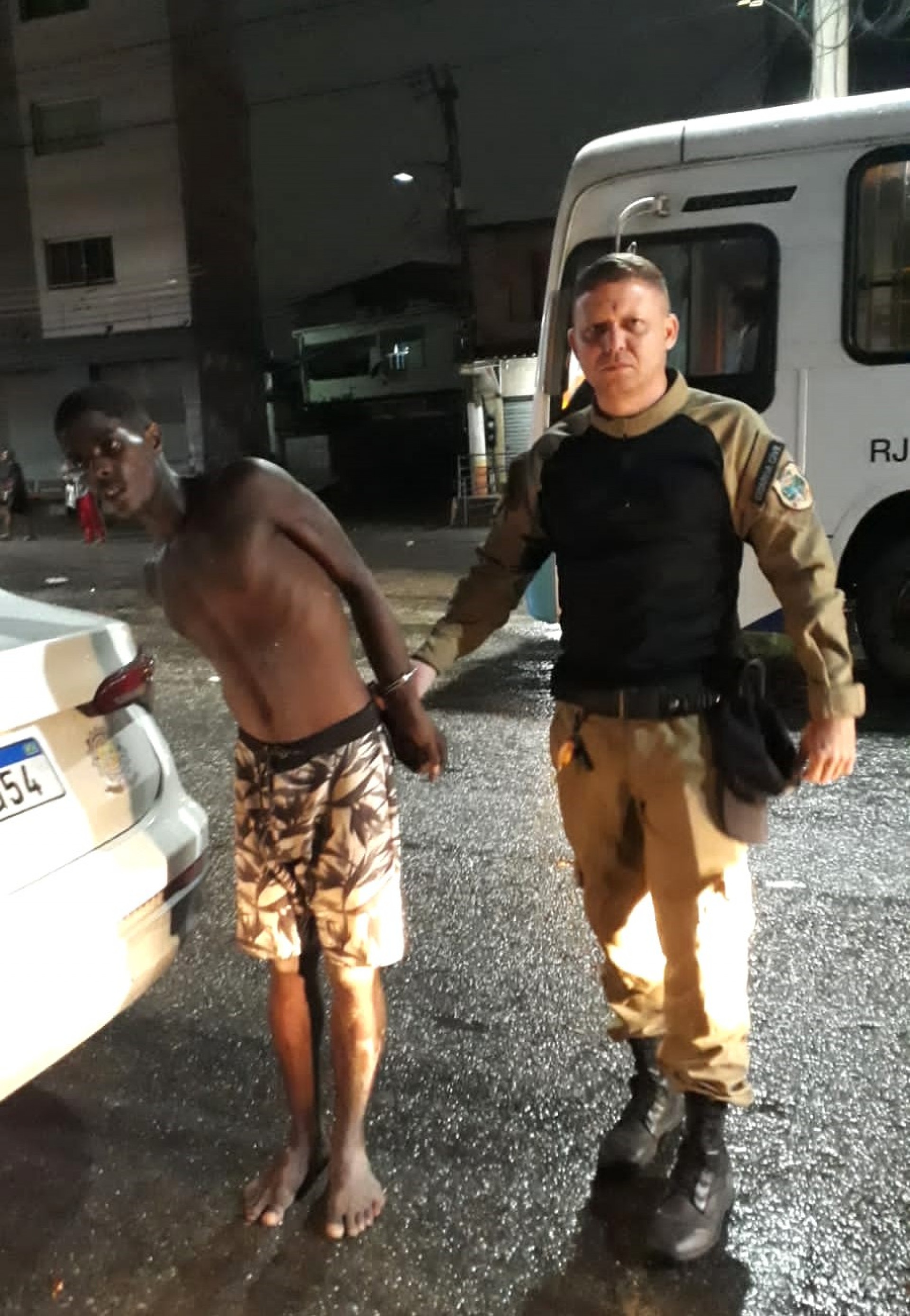 Alexsandro de Oliveira foi levado &agrave; delegacia e recolhido em seguida ao sistema prisional - Divulga&ccedil;&atilde;o / GCM-BR