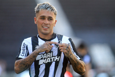 Clube chileno não vai renovar empréstimo e uruguaio irá retornar ao Botafogo