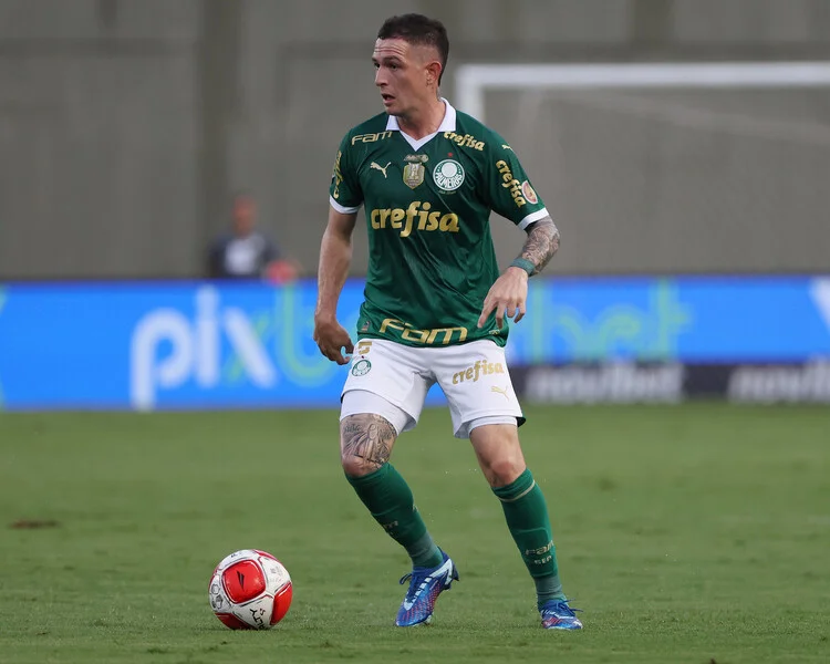 An&iacute;bal Moreno celebra primeiro gol no Palmeiras e divide m&eacute;ritos com companheiros: ‘Fazemos trabalho juntos’