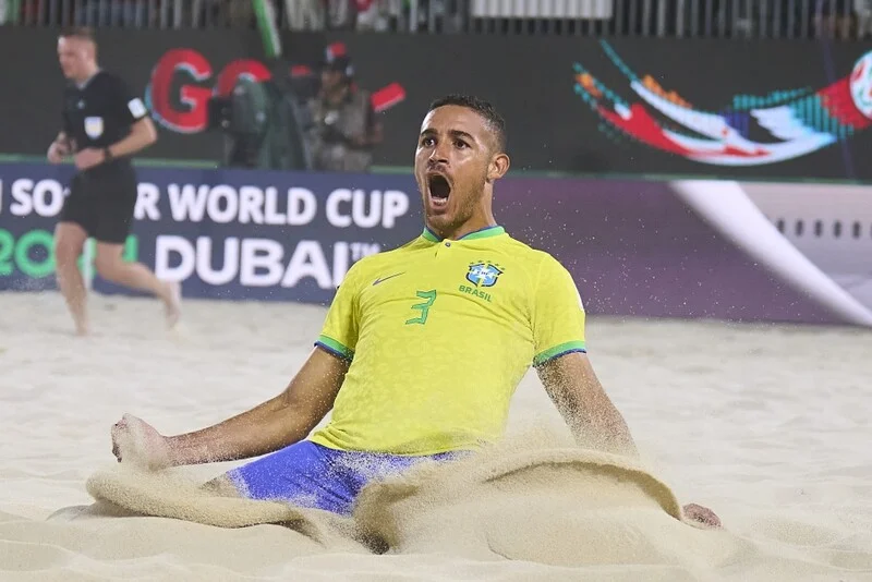 Brasil está na final da Copa do Mundo de Beach Soccer