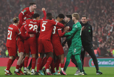 Liverpool vence o Chelsea com gol na prorrogação e conquista a Copa da Liga Inglesa