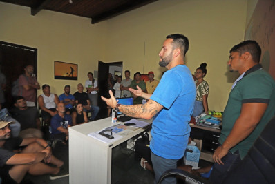 Prefeito interino Rafael Aguiar reúne-se com equipe da Secretaria de Lazer e Esporte