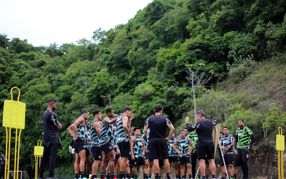 Fábio Matías comada o Botafogo nesta semana