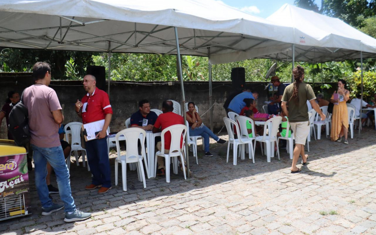 Comitiva Agro Caixa, da CEF, esteve na Cooperativa dos Produtores Rurais de Guapimirim para oferecer crédito rural - Foto: Blenda Machado e Fernando Ribeiro - Imagem cedida ao DIA