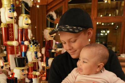 Neymar encanta fãs ao postar momento de carinho entre os filhos: 'Nada melhor que família'