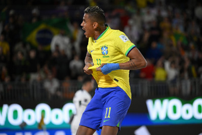Mauricinho celebra hexa do Brasil no Beach Soccer e revela surpresa com prêmio individual
