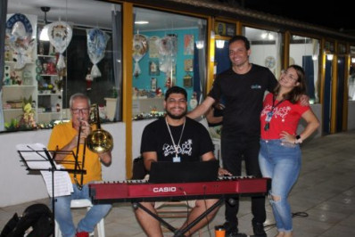 Casa do Artesão, em São Pedro, recebe apresentação da Orquestra Sons da Aldeia