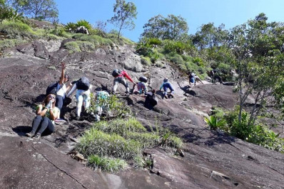 Guapimirim, verão, cachoeiras e natureza