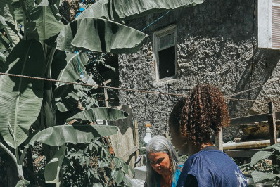 Pacto pela Juventude abre inscrições para capacitar jovens líderes de favelas do Rio de Janeiro