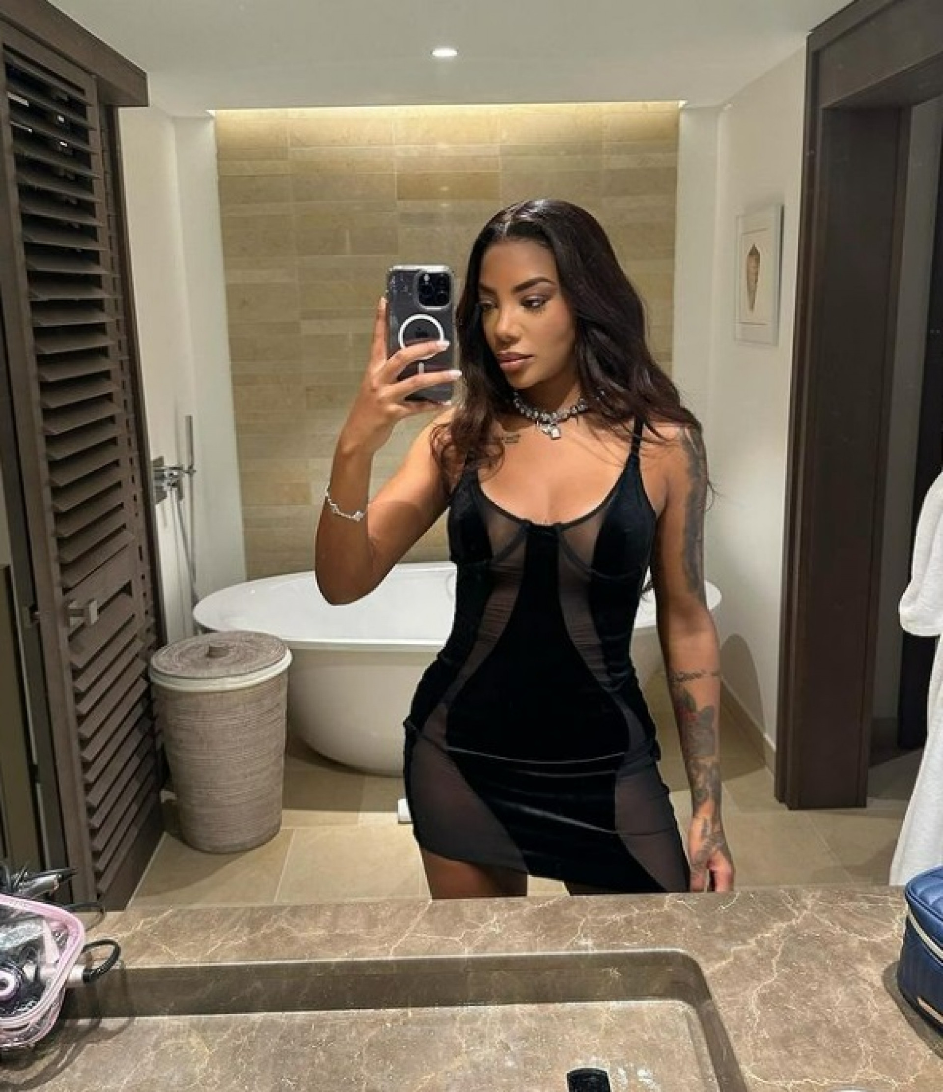 Ludmilla curte a noite em St. Barths - Reprodução do Instagram