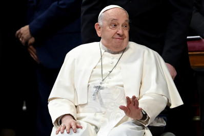 Papa Francisco abrirá 'Ano Santo' no dia 24 de dezembro