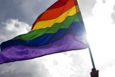 Parlamento de Gana adota lei anti-LGBTQIA+