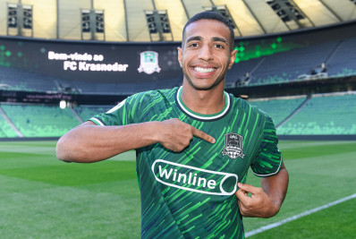 Ex-Botafogo, Victor Sá é apresentado por clube russo