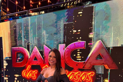 Lexa aparece em evento sem aliança de noivado e justifica: 'Ficou frouxinha'