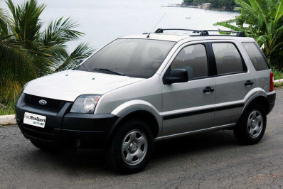 Isenção de IPVA para veículos com mais de 20 anos avança no Senado; veja Estados afetados