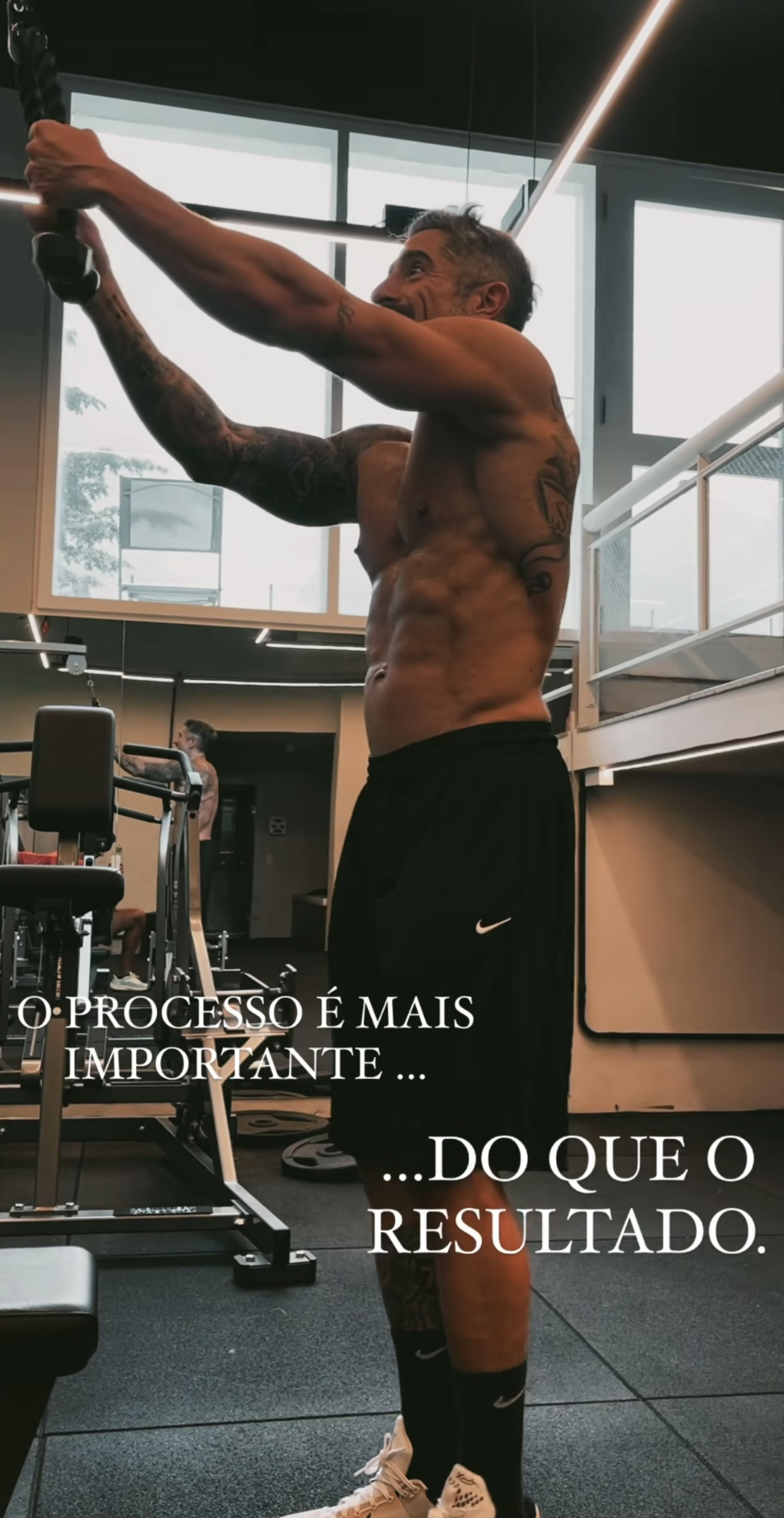 Marcos Mion reflete sobre preparação física - Reprodução