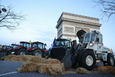 Protesto de agricultores em monumento termina com 66 detidos