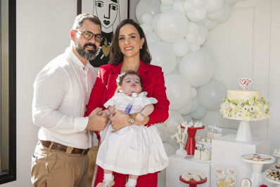 Juliano Cazarré revela evolução do quadro de saúde da filha: 'Comunicativa'