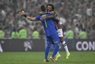 Com mais um título, Marcelo supera saudade e diz não se afetar com críticas