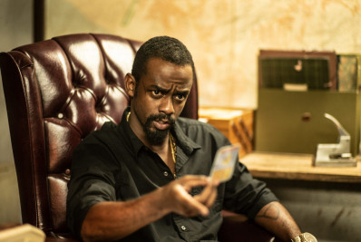 Raphael Logam dispensa papéis de bandido: 'Será meu último criminoso'