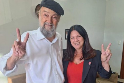 Prefeita de Cabo Frio, Magdala Furtado, se filia ao PV