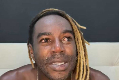 Eterno Sabiá, Jonathan Azevedo cai o choro ao anunciar fim do contrato com a Globo