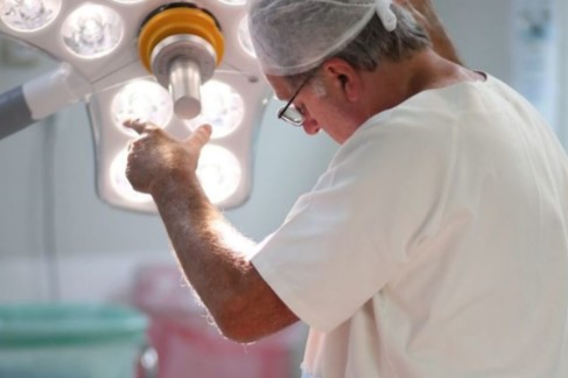 Juliano e Letícia Cazarré compartilham mais imagens do nascimento de Estêvão - Reprodução / Instagram