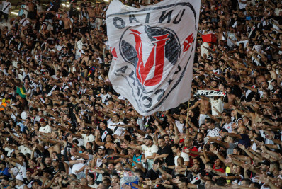 Ingressos da semifinal esgotam em poucos minutos e torcida do Vasco fica revoltada
