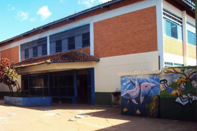 Adolescente fere três com faca em ataque a escola no Distrito Federal