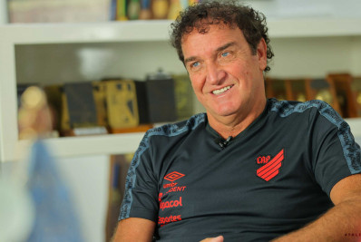 Novo técnico do Athletico, Cuca se diz aliviado com anulação de sentença na Suíça