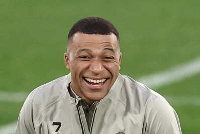 'Não sei o que ele vai fazer', diz Camavinga sobre próxima temporada de Mbappé 