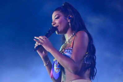 Famosos aproveitam primeira noite no navio 'Numanice'