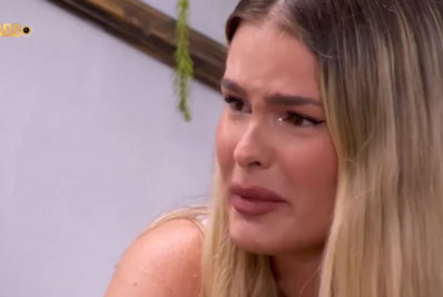 'BBB 24': Yasmin tem crise de choro e pede para que a coloquem no Paredão