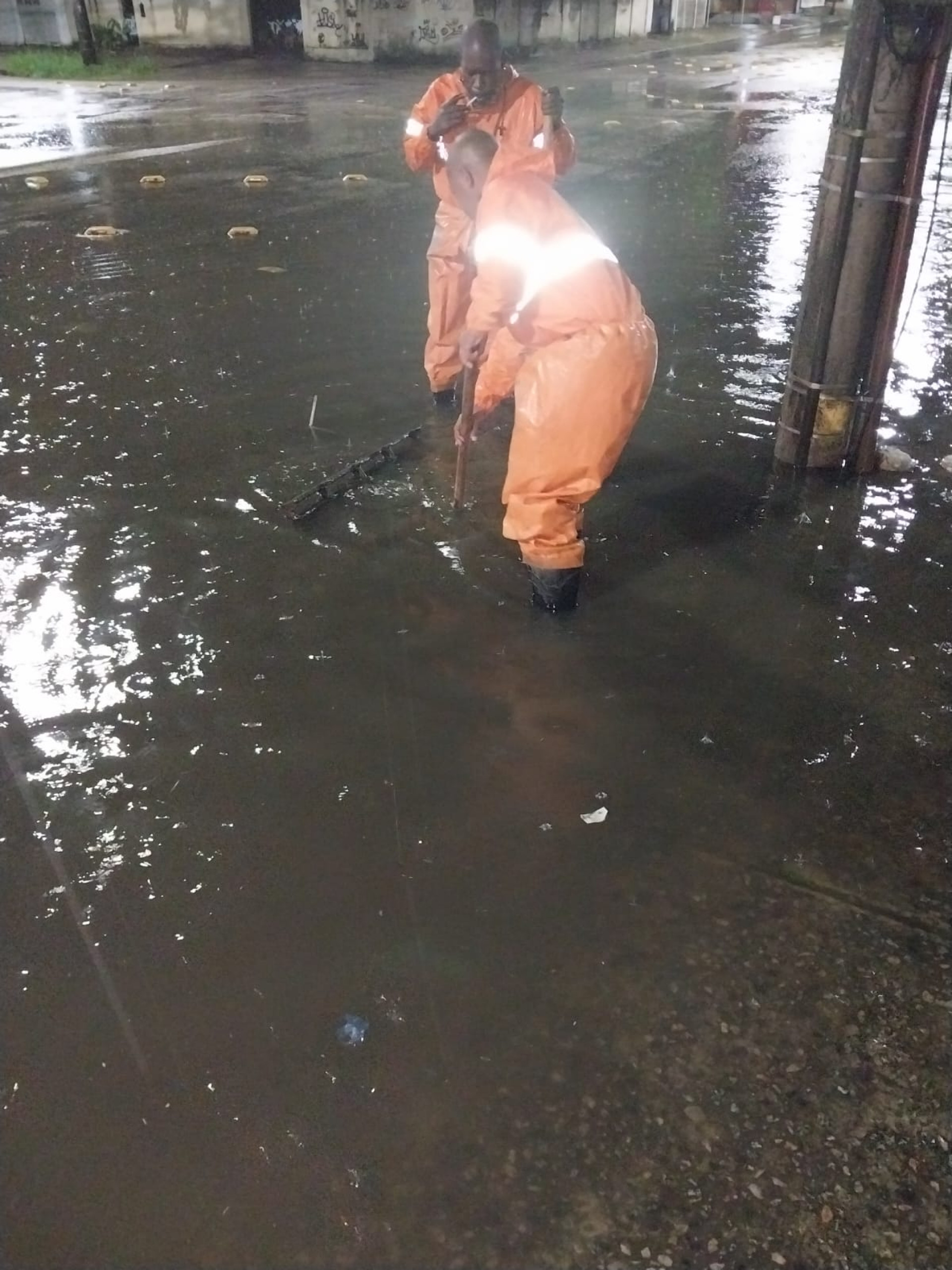 Bolsão d\'água em Santa Cruz