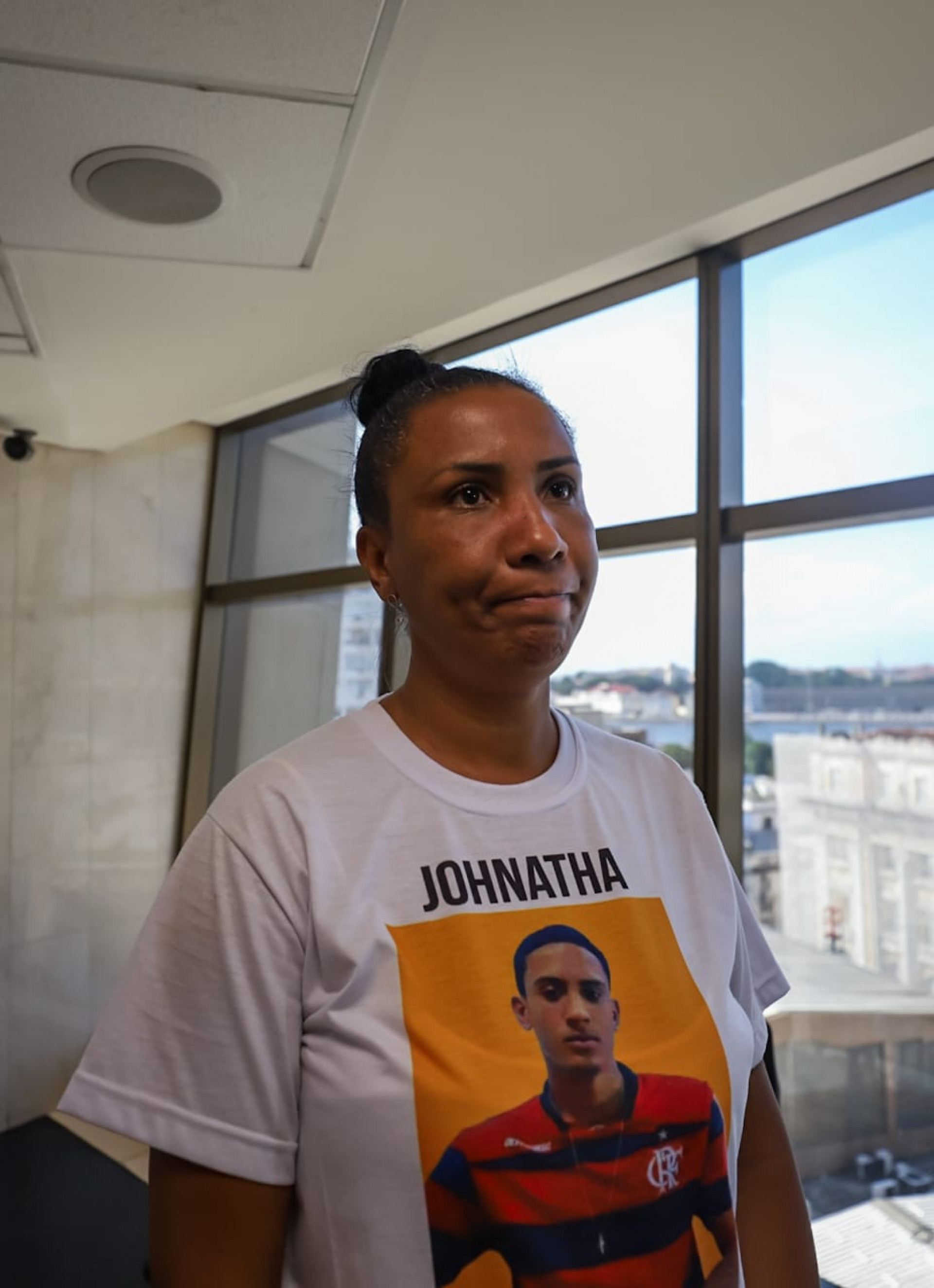 Ana Paula Oliveira, m&atilde;e de Johnatha de Oliveira - Renan Areias / Ag&ecirc;ncia O Dia