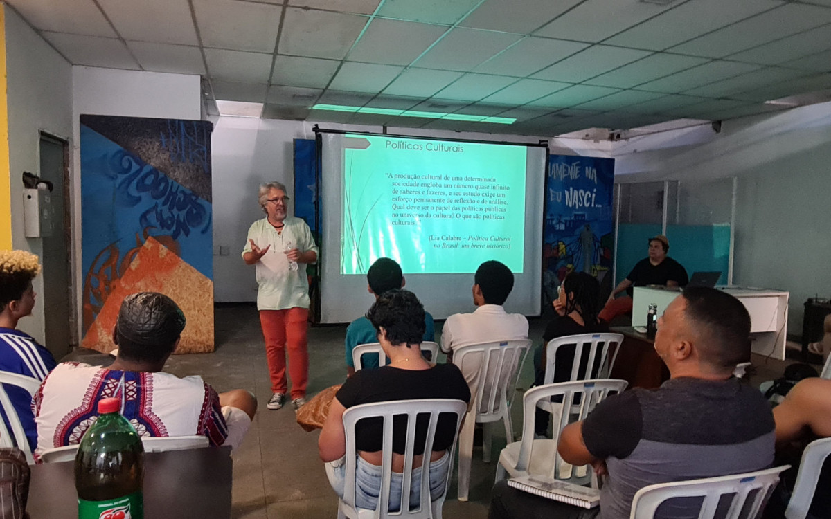 Escola Livre de Artes da Baixada recebe inscri&ccedil;&otilde;es at&eacute; 13 de mar&ccedil;o - Divulga&ccedil;&atilde;o