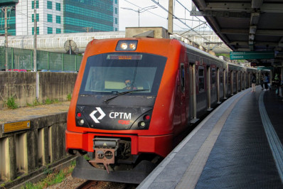 Estudante é roubado em estação do Metrô em SP e assaltante exige Pix de R$ 500
