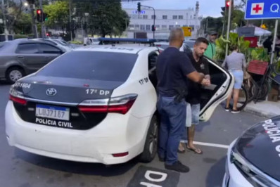 Homem é preso em flagrante por clonar carros roubados para milícia de Zinho