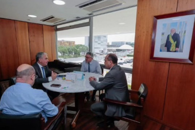 Queimados terá investimentos em educação, saúde e esporte no Novo Pac